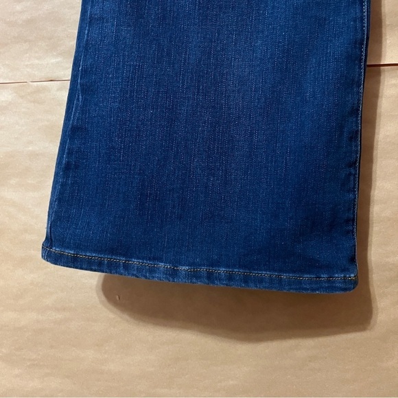 Good American | NWT Good Legs Flare Jeans High Rise Shaping Denim Size 14/32 - Picture 6 of 11